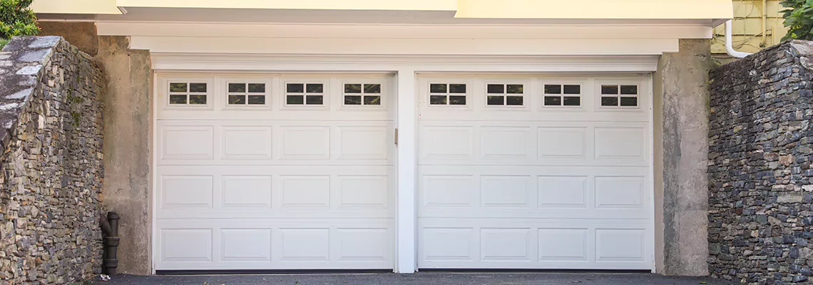 Windsor Wood Garage Doors Installation in Jacksonville