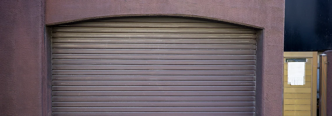 Fallen Garage Door Worn Rollers Replacement in Jacksonville